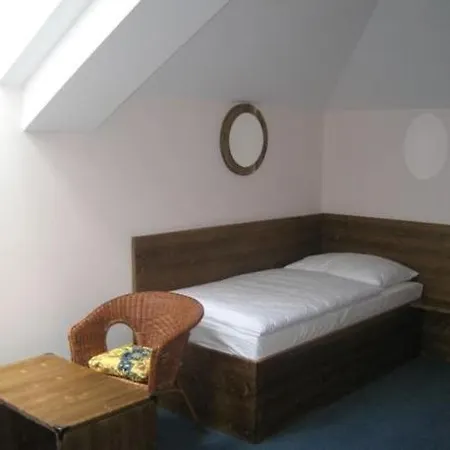 Hotel Dakol *